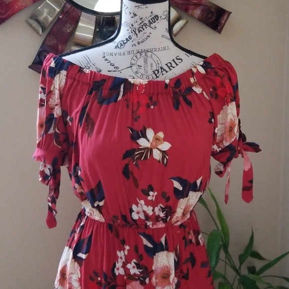 Red Floral Off The Shoulder Dress - Picture 2 of 6